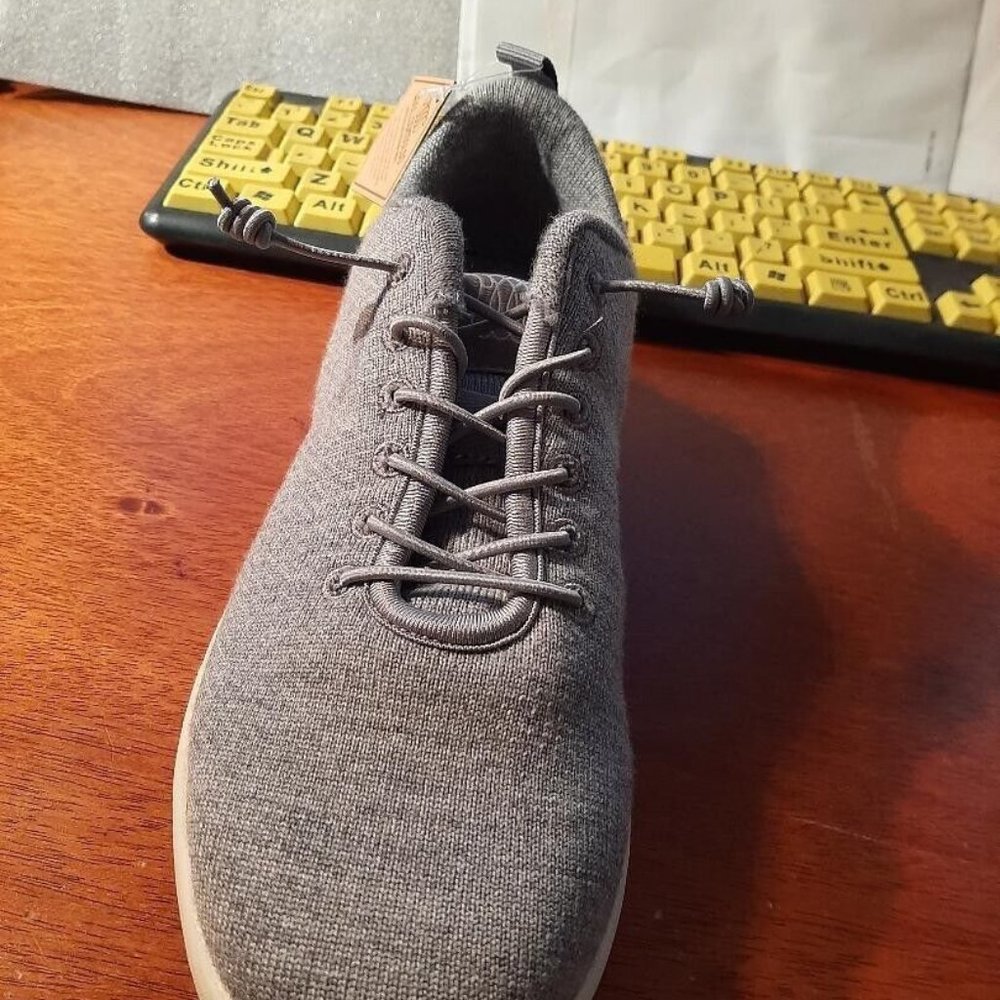NEW ! Woolloomooloo Lambton Gray Size EU38/39